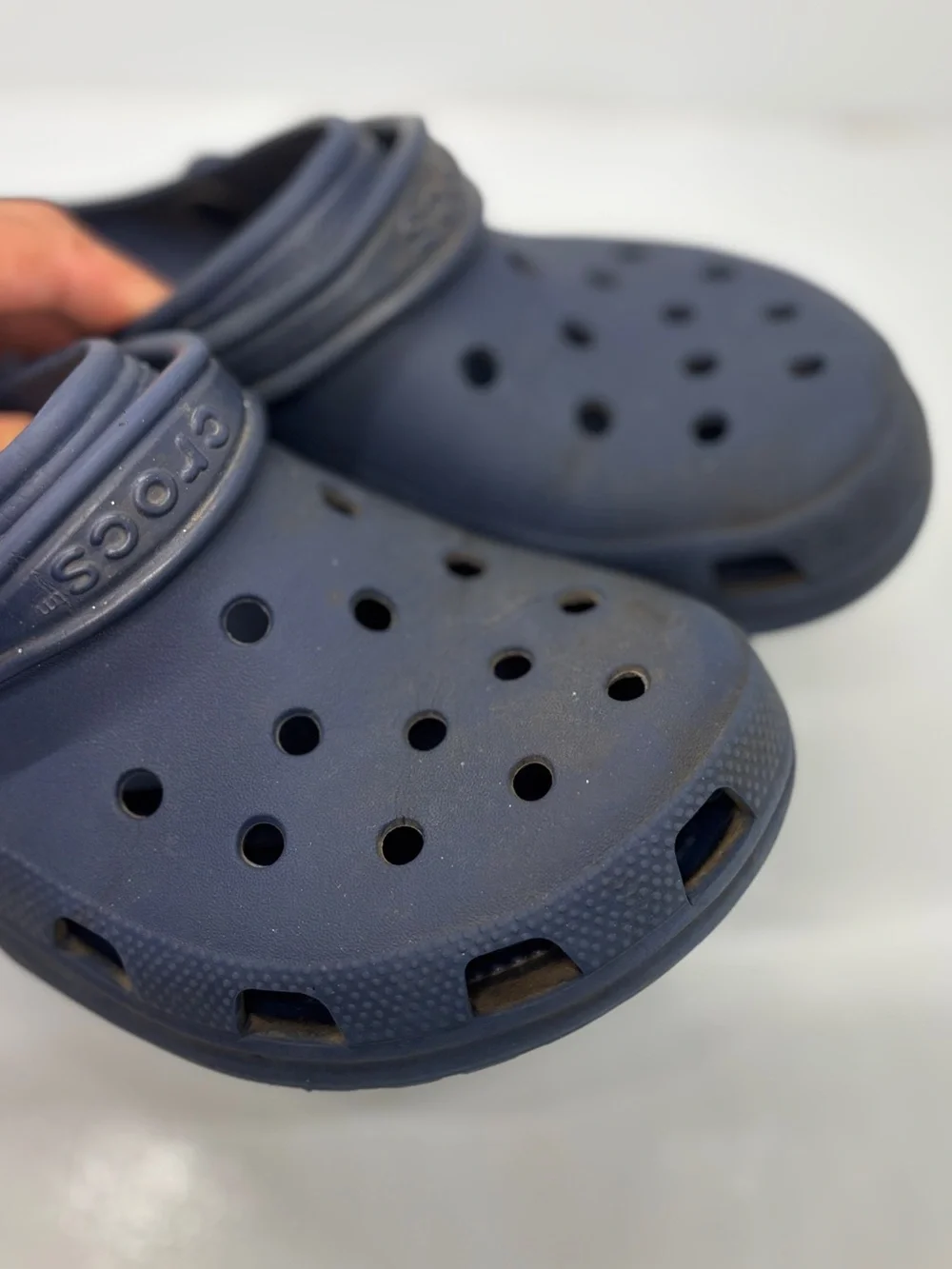 Crocs Classic Clogs Navy Blue Men’s Size 11 Slip On Comfort Shoes